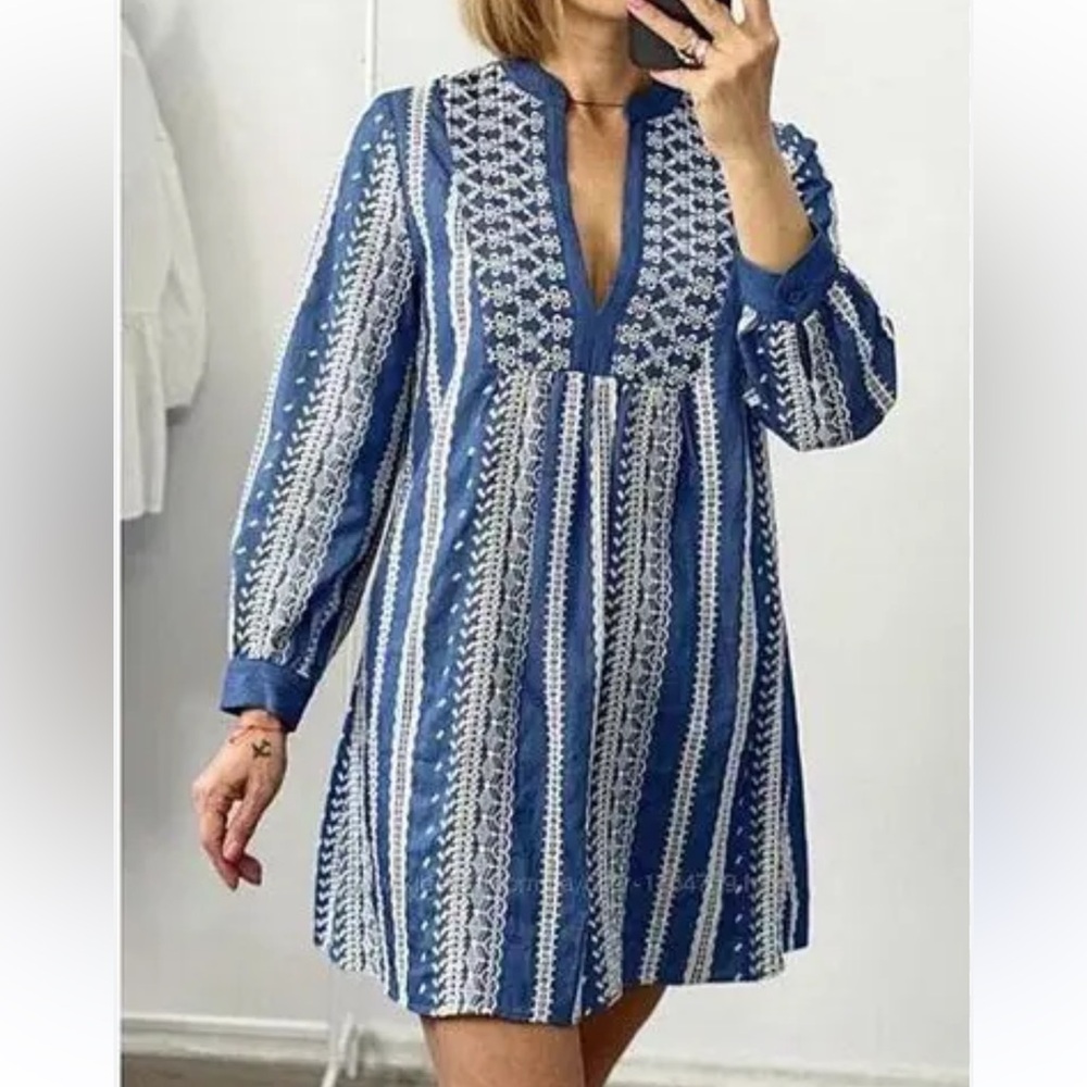 Zara RARE Size Large Embroidered Denim Chambray Blue and White Patterned Dress